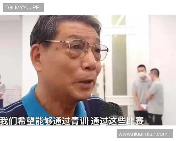 徐根宝:要让中国足球走向世界 必须培养真正的球星 徐根宝:要让中国足球走向世界 必须培养真正的球星