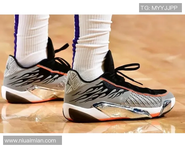 中超球星足球鞋大盘点 解析明星球员们的专属战靴与技术风格 中超球星足球鞋大盘点 解析明星球员们的专属战靴与技术风格